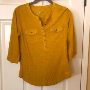 Kuhl 3/4 sleeve button tee
